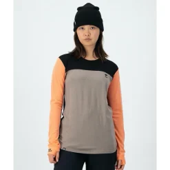 Mons Royale Women's Yotei BF LS Shirt